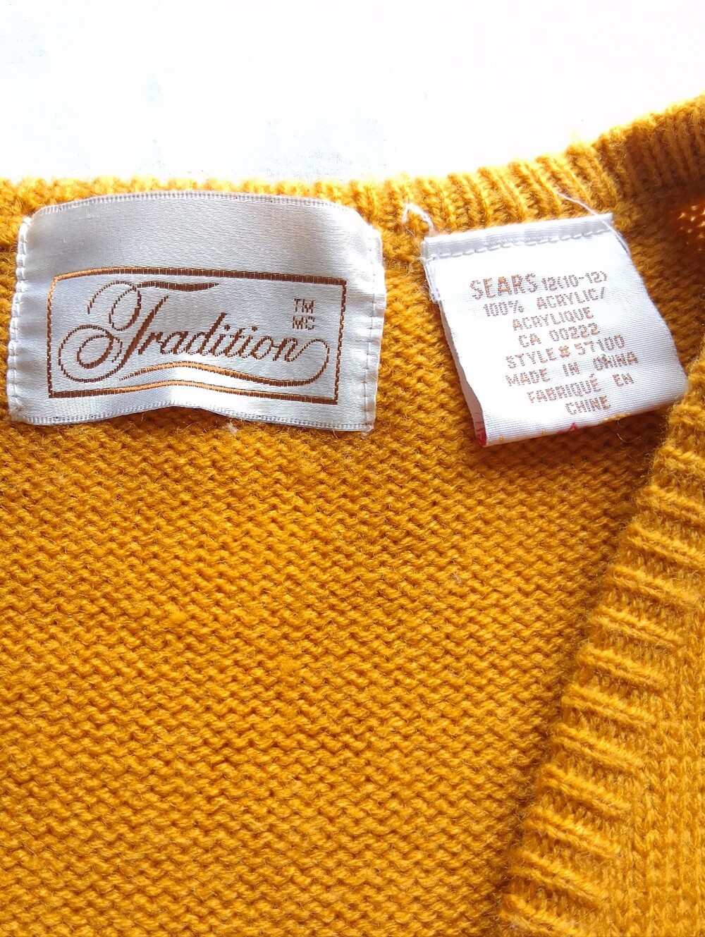 Vintage Sweater Vest Knit Yellow retro women’s size 12 - Picture 11 of 14